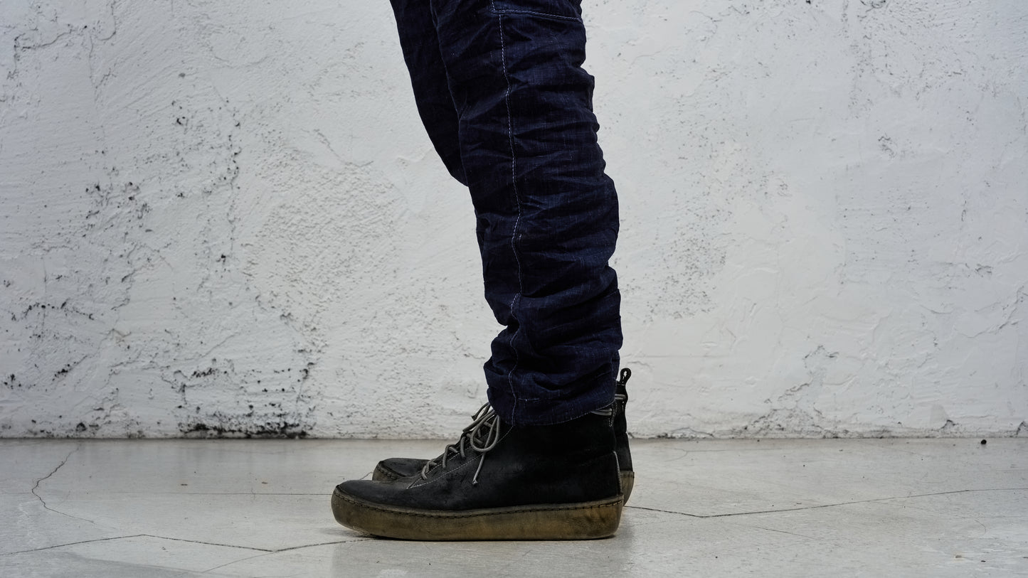 <span>27.1</span><span>"DISPLACEMENT"</span>JEANS<br>PRINTED LINEN LIGHT<br>INDIGO