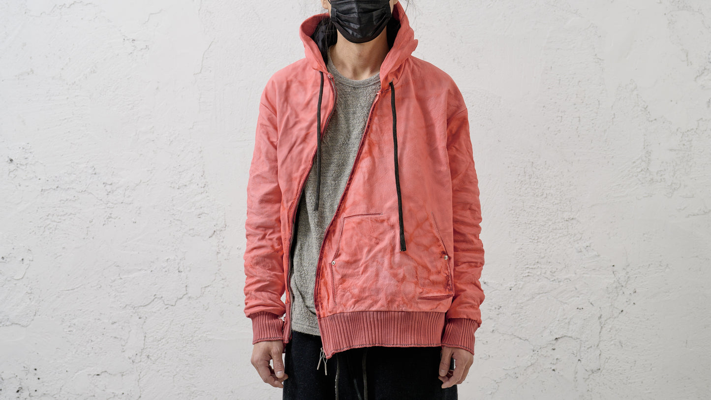 <span>25.2</span><span>"DISPLACEMENT"</span>SWEAT PARKA HOODED ZIPPED CO LINING<br>BISON FULL GRAIN<br>PINK