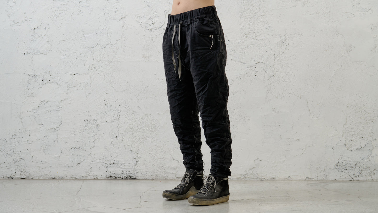 <span>25.2</span><span>"DISPLACEMENT"</span>JEANS CARGO L/C TRS<br>ZIMBABWE COTTON HEAVY<br>BLACK