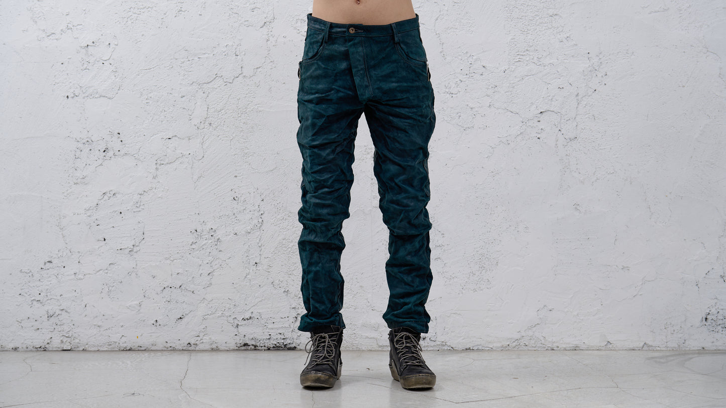 <span>26.2</span><span>"DISPLACEMENT"</span>JEANS<br>HORSE FULL GRAIN<br>INDIGO