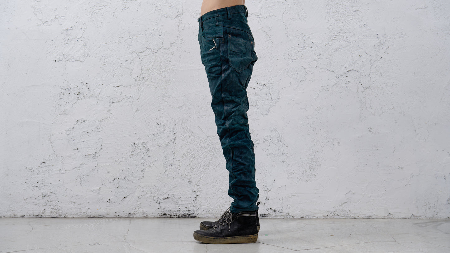 <span>26.2</span><span>"DISPLACEMENT"</span>JEANS<br>HORSE FULL GRAIN<br>INDIGO