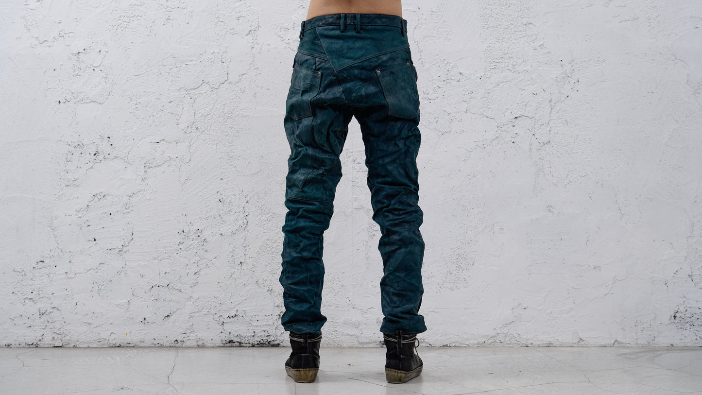 <span>26.2</span><span>"DISPLACEMENT"</span>JEANS<br>HORSE FULL GRAIN<br>INDIGO