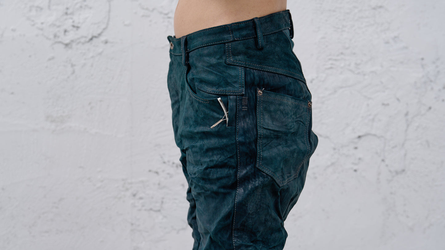 <span>26.2</span><span>"DISPLACEMENT"</span>JEANS<br>HORSE FULL GRAIN<br>INDIGO