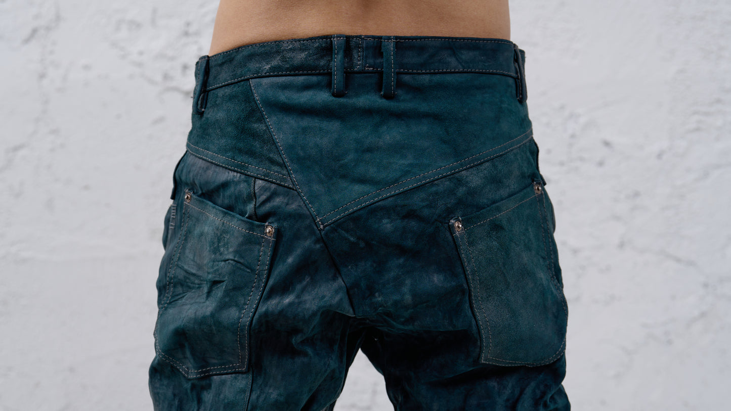 <span>26.2</span><span>"DISPLACEMENT"</span>JEANS<br>HORSE FULL GRAIN<br>INDIGO