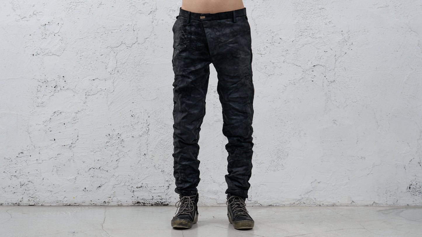 <span>26.2</span><span>"BASIC"</span>L-P TRS W/Z CO LINING<br>HORSE FULL GRAIN<br>BLACK REVERSE