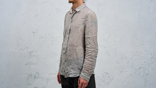 <span>27.1</span><span>"DISPLACEMENT"</span>INSIDE SHIRT<br>ULTRA LIGHT RAMIE<br>LIGHT CARBON