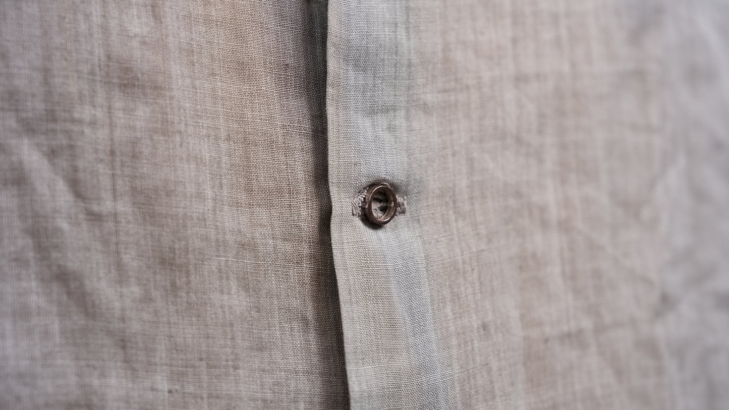 <span>27.1</span><span>"DISPLACEMENT"</span>INSIDE SHIRT<br>ULTRA LIGHT RAMIE<br>LIGHT CARBON