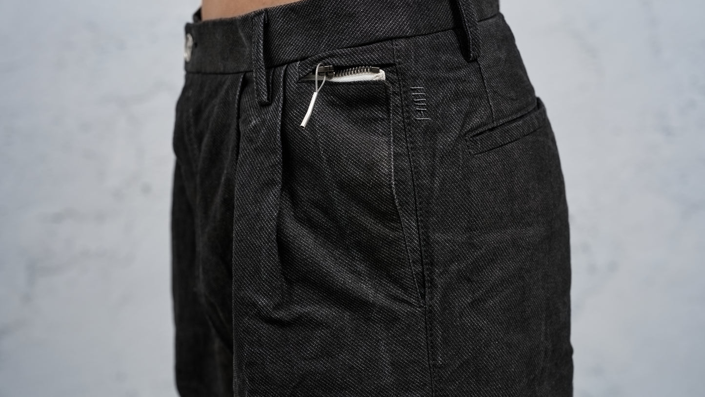 <span>27.1</span><span>"BASIC"</span>PLEATED L/C TRS WIDE<br>DNA PAPER TWILL<br>CARBON