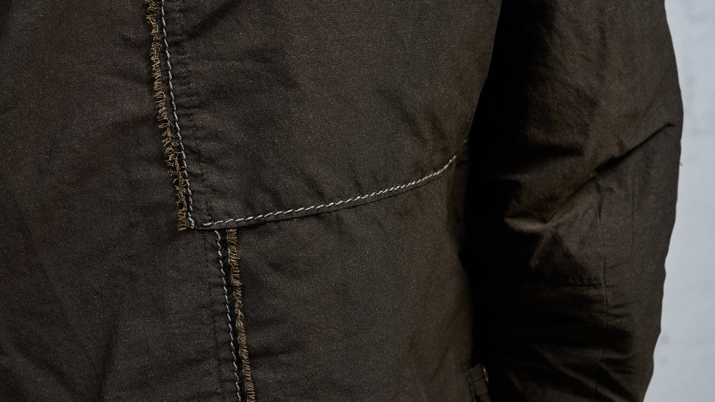 <span>27.1</span><span>"DISPLACEMENT"</span>WORK BLAZER<br>DNA PAPER X NYLON EXTRA LIGHT<br>OLIVE BLACK