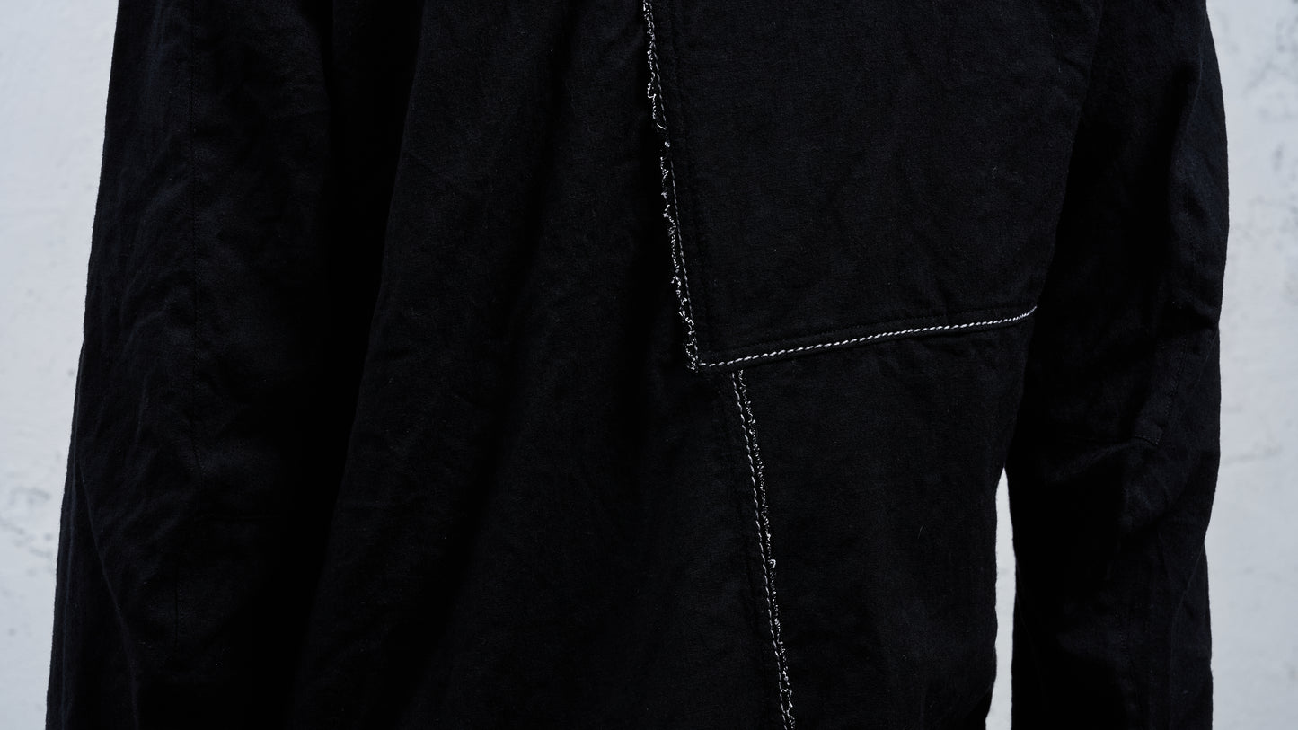 <span>27.1</span><span>"DISPLACEMENT"</span>INSIDE SHIRT<br>SUPER 140' VERGIN WOOL<br>BLACK