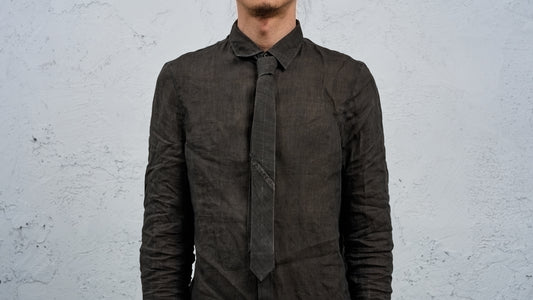 <span>27.1</span><span>"OTHERS"</span>TIE<br>ULTRA LIGHT RAMIE<br>CARBON