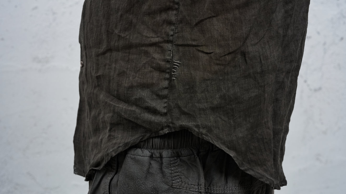<span>27.1</span><span>"DISPLACEMENT"</span>INSIDE SHIRT<br>ULTRA LIGHT RAMIE<br>CARBON