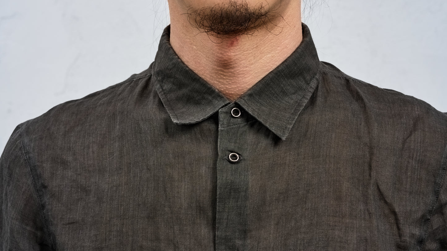 <span>27.1</span><span>"DISPLACEMENT"</span>INSIDE SHIRT<br>ULTRA LIGHT RAMIE<br>CARBON