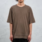 <span>27.1</span><span>"DISPLACEMENT"</span>T-SHIRTS S/S OVERSIZED<br>SUPIMA COTTON 40'/1<br>BEIGE