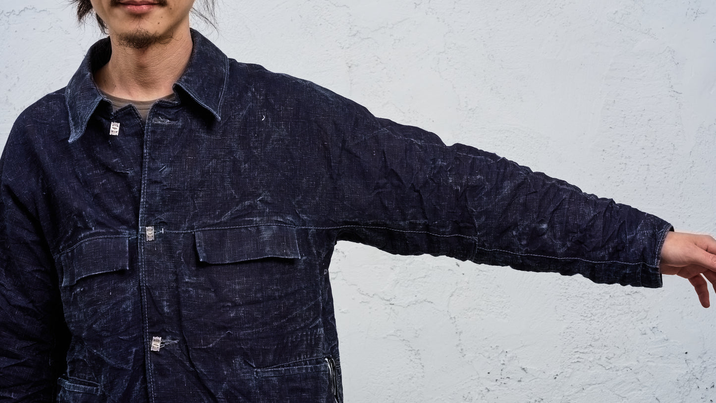 <span>27.1</span><span>"DISPLACEMENT"</span>ARMHOLELESS  COAT <br>PRINTED LINEN MEDIUM<br>INDIGO