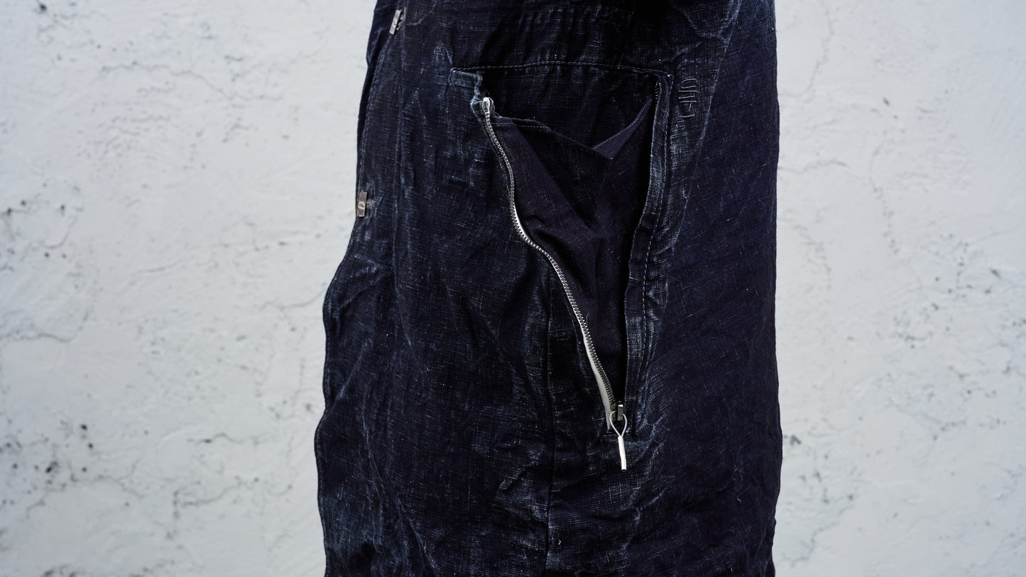 <span>27.1</span><span>"DISPLACEMENT"</span>ARMHOLELESS  COAT <br>PRINTED LINEN MEDIUM<br>INDIGO