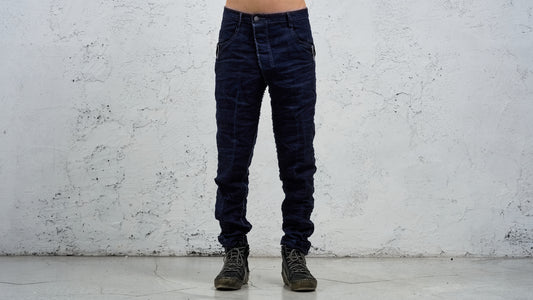 <span>27.1</span><span>"DISPLACEMENT"</span>JEANS<br>PRINTED LINEN LIGHT<br>INDIGO