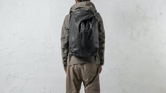 <SPAN>22.1</SPAN><SPAN>" OTHERS "</SPAN>BACKPACK 22.5<BR>HORSE FULL GRAIN<BR>BLACK